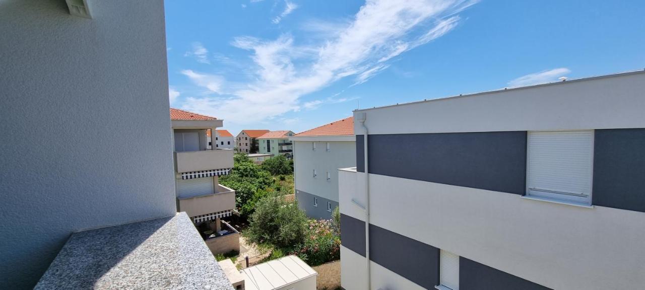 Nova Excellence Novalja Exterior foto