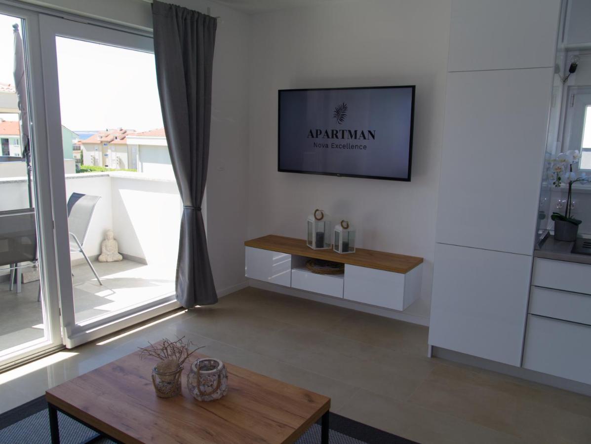 Nova Excellence Novalja Exterior foto